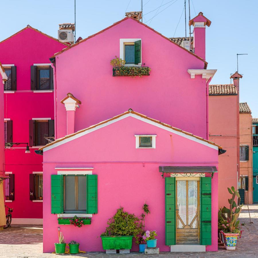 Night Galleria Holiday Home - Bed & Art In Burano - The Pink House Exterior foto